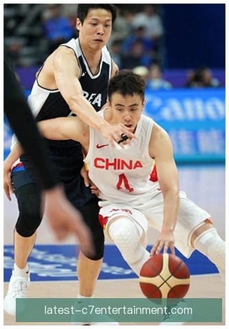 中国男篮无球跑动路线，拉开空间创造更多机会